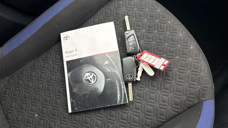 Toyota Aygo X 1.0 VVT-i Edge 5dr Auto Petrol Hatchback